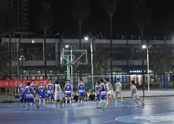 比赛中球员技术造诣展现出惊人水平的句子