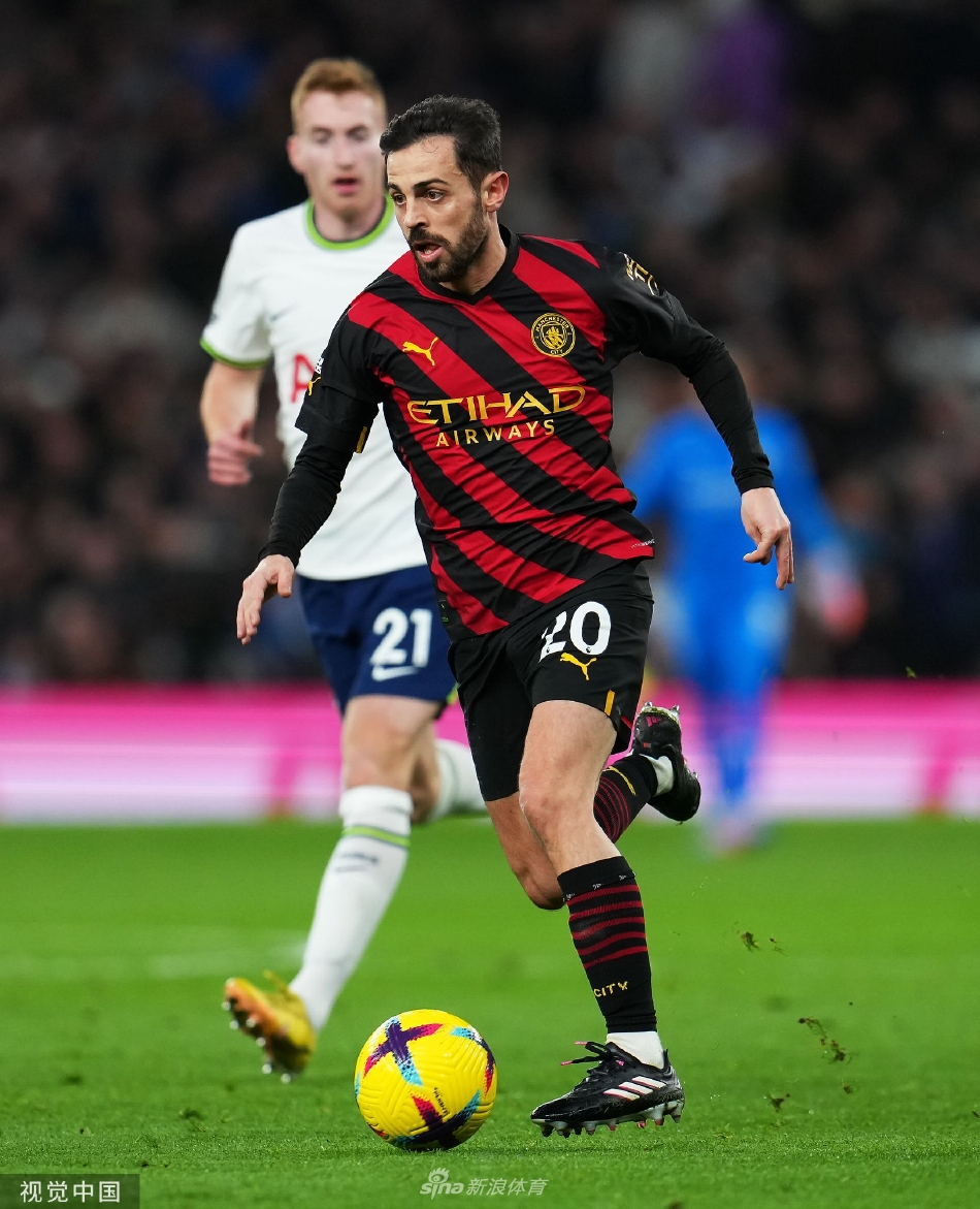 IM官方网站-凯恩成英超射手王+助攻王